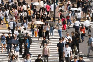 坎塞洛本场数据：1进球8成功过人5关键传球，评分9.3全场最高